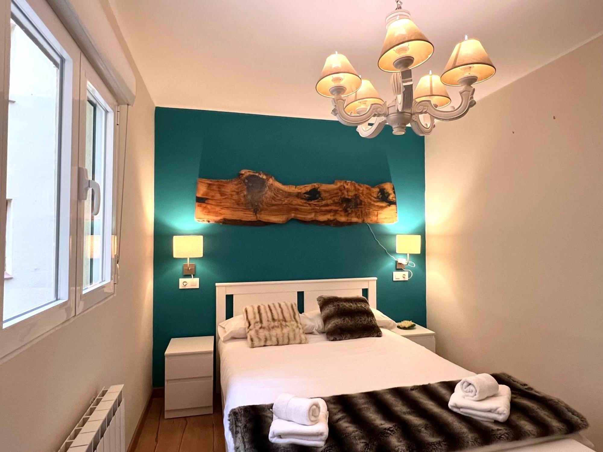 סורט Apartament Les Vernedes - L'Amfitriona מראה חיצוני תמונה